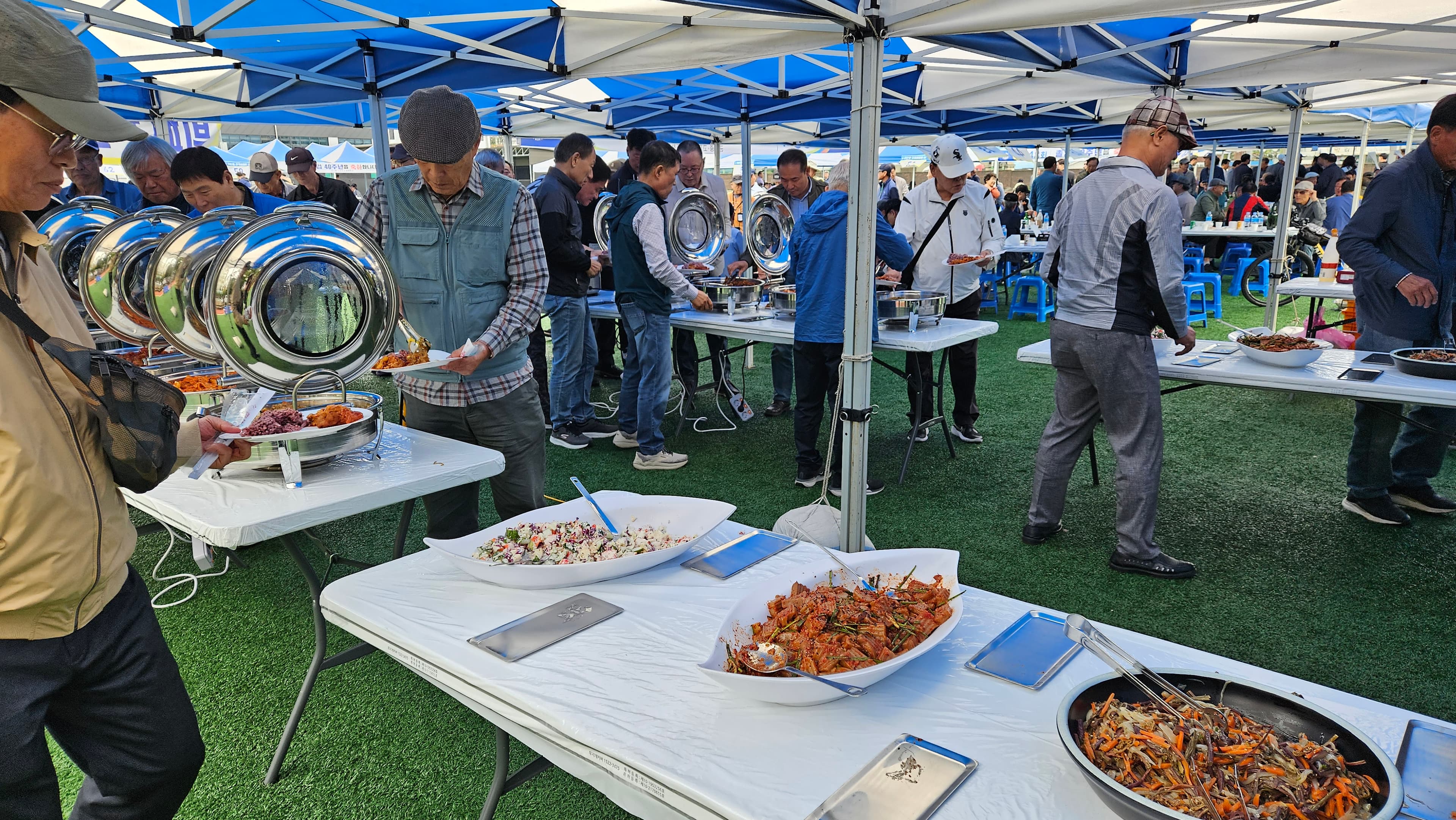 2025 체육대회 뷔페와 식사 교류 현장